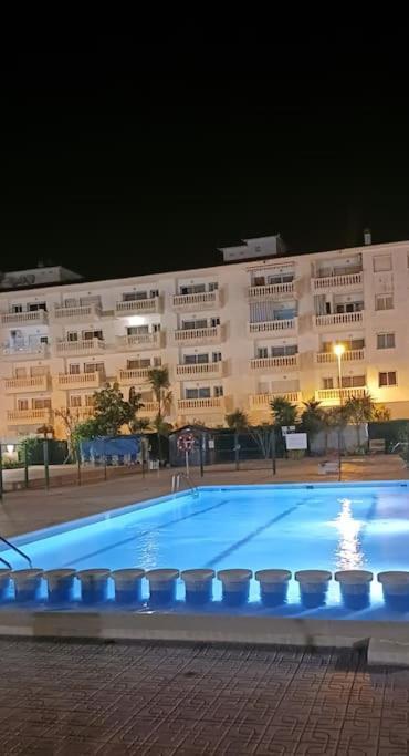 Alegre Apto Con Piscina, A 300M De La Playa. بلانيس المظهر الخارجي الصورة
